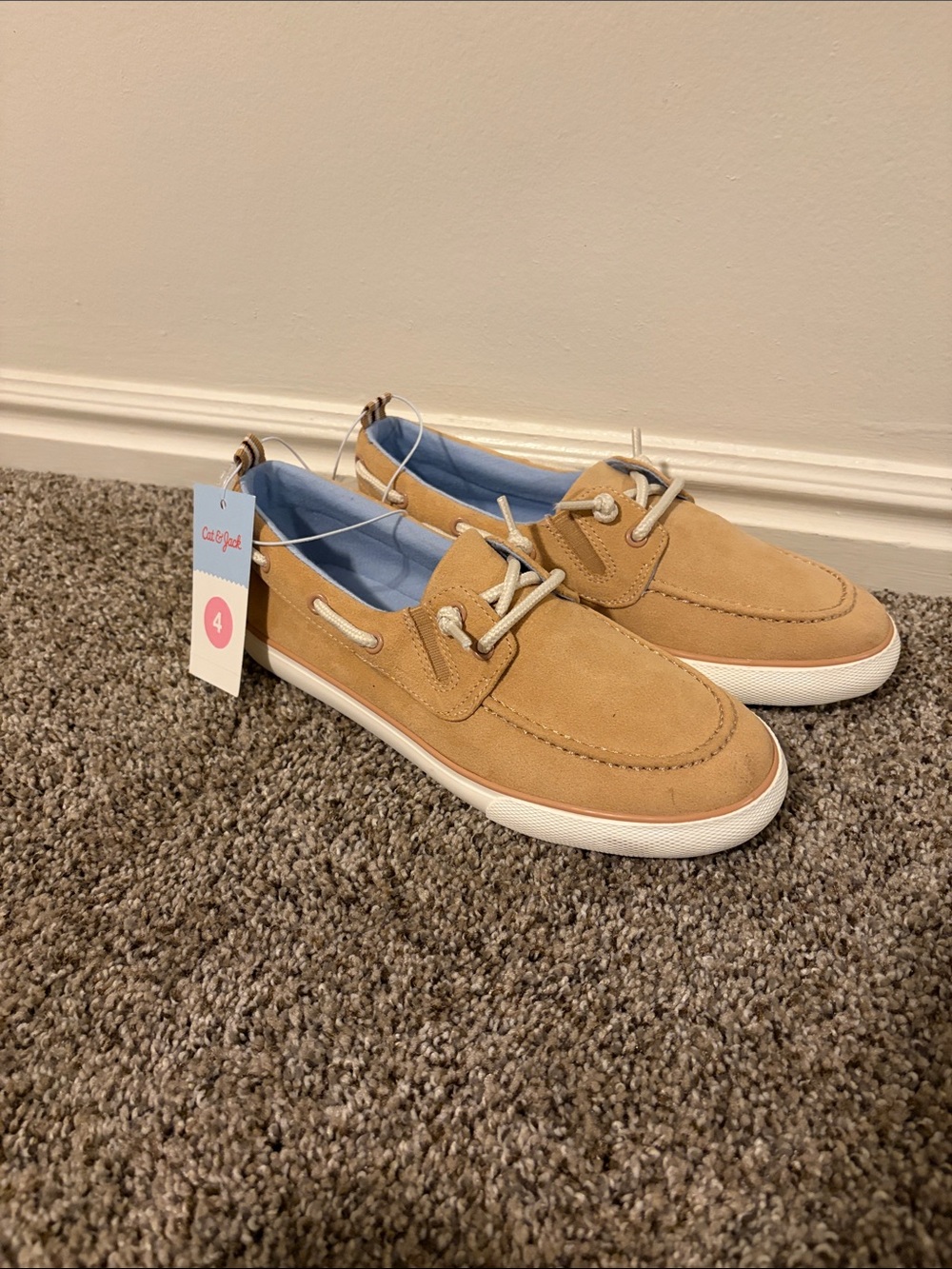 Cat & Jack Kids Tan Water Shoes with White Soles